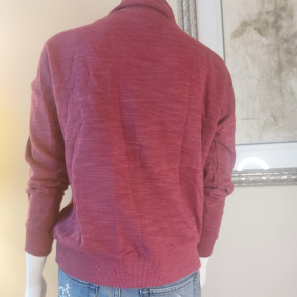 Reebok Sweatshirt - Picture 4 of 15